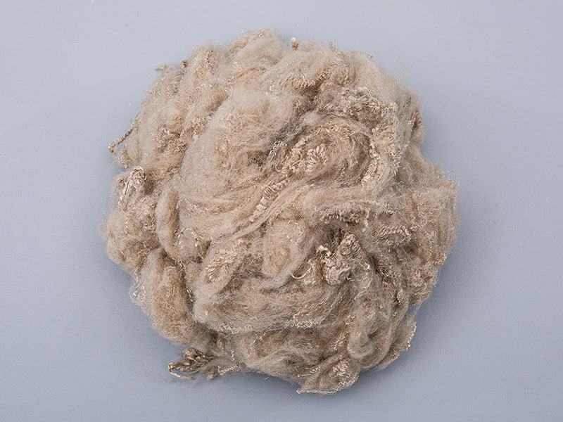 1.4D EM-C01 spun light brown fiber